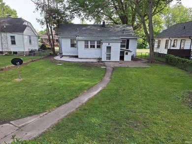 Recently updated home on Main st. in Warsaw on a full unfinished - photo 14