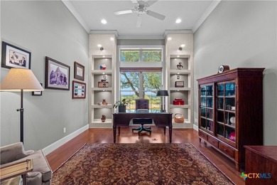 A rare offering, this custom modern ranch estate, set on 15.41 - photo 22