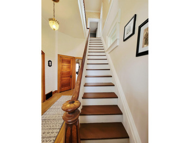 Welcome to 108 N 4th St Bellevue, a second empire style - photo 23
