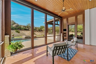 A rare offering, this custom modern ranch estate, set on 15.41 - photo 24