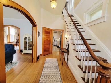 Welcome to 108 N 4th St Bellevue, a second empire style - photo 25