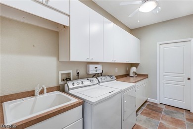 This meticulously maintained 3400 sq ft home has 4 bedrooms, 2 - photo 26