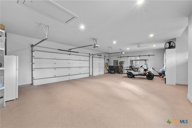 A rare offering, this custom modern ranch estate, set on 15.41 - photo 32