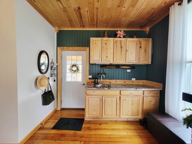 Welcome to 108 N 4th St Bellevue, a second empire style - photo 41