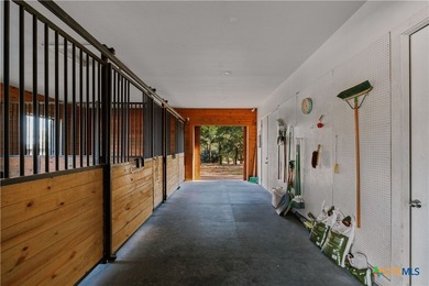 A rare offering, this custom modern ranch estate, set on 15.41 - photo 44