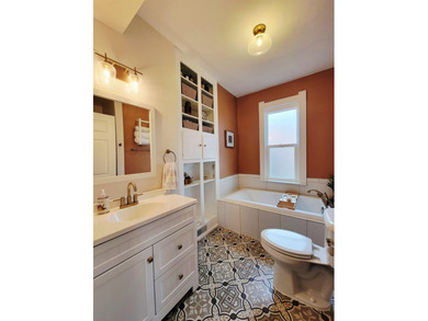 Welcome to 108 N 4th St Bellevue, a second empire style - photo 45