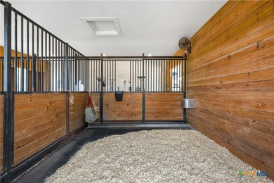 A rare offering, this custom modern ranch estate, set on 15.41 - photo 46