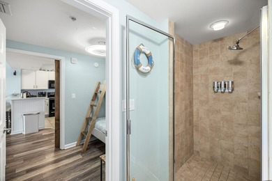 Stunning 9th-Floor Condo at The Palms of Destin with Resort - photo 35
