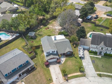 Spacious 4-Bedroom Home in Stonebridge Neighborhood Large - photo 3