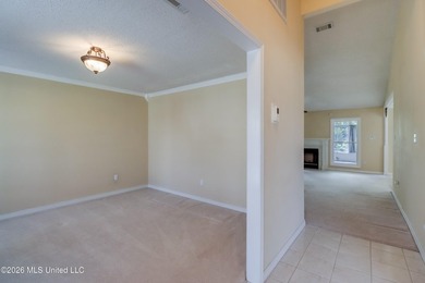 Spacious 4-Bedroom Home in Stonebridge Neighborhood Large - photo 5