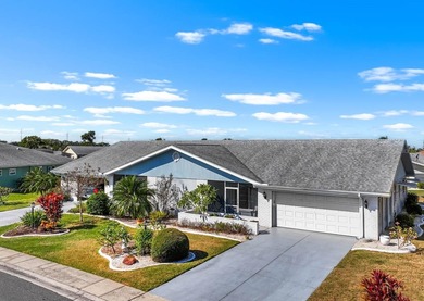 (private lake, pond, creek) Townhome/Townhouse For Sale in Sun City Center Florida