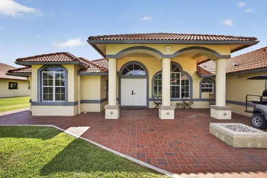 This lovely house sits on 5 aces in the tranquil equestrian - photo 4