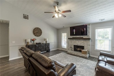 Beautifully updated 3-bedroom, 2-bath ranch nestled on a private - photo 15
