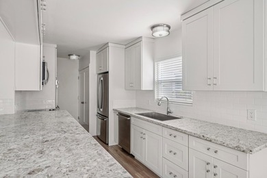 Calling out all Beach Lovers, this Highly Coveted Location-- - photo 18
