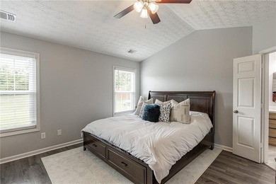 Beautifully updated 3-bedroom, 2-bath ranch nestled on a private - photo 20