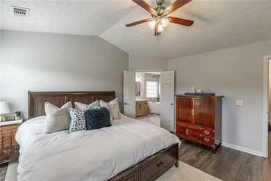 Beautifully updated 3-bedroom, 2-bath ranch nestled on a private - photo 21