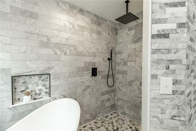 Beautifully updated 3-bedroom, 2-bath ranch nestled on a private - photo 25