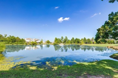 Just over an hour from Dallas, this stunning five-bedroom - photo 29