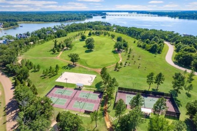 Just over an hour from Dallas, this stunning five-bedroom - photo 31
