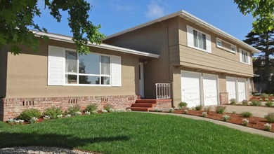 Tucked away on the highly sought-after west side of the Highland - photo 1