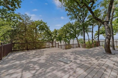 Welcome to this stunning Lake Lewisville Lakefront Estate, where - photo 33