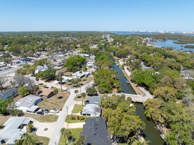 Welcome to your waterfront paradise! This charming 3-bedroom, 1 - photo 50