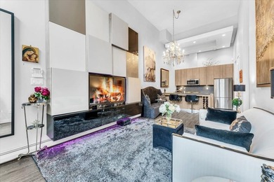Stunning new concrete townhome with a private entrance at - photo 3