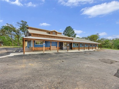 Turnkey restaurant opportunity on beautiful Lake Tenkiller with - photo 3