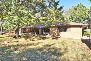 Fort Gibson Lake Home Sale Pending in Fort Gibson Oklahoma