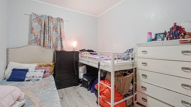 Charming Legal 2Family Home in the heart of Rosedale! Welcome to - photo 6