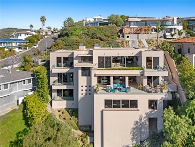 Sweeping ocean views from every room define this substantial - photo 18