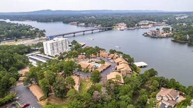 WALK IN LEVEL, two bedroom, two bath condo with all the - photo 20