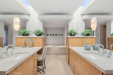 Sweeping ocean views from every room define this substantial - photo 22