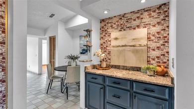 Welcome to this beautifully maintained 3-bedroom, 2-bath pool - photo 6