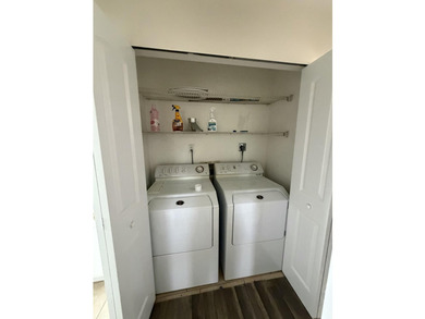 Seller has done the important things ! Kitchen is BRAND NEW - photo 12