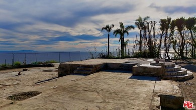 TWO SEPARATE LOTS TO BE SOLD together and escrow shall close - photo 17