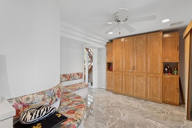 Opportunity Knocks! Welcome to this stunning South Merrick - photo 17