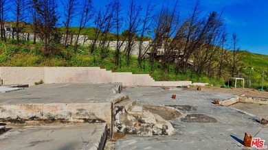 TWO SEPARATE LOTS TO BE SOLD together and escrow shall close - photo 20