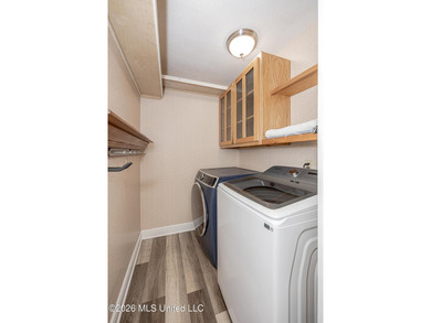 GOLF CART DISTRICT, CLOSE TO DOWNTOWN! Bring your golf cart to - photo 21