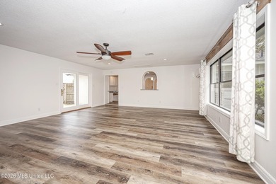 GOLF CART DISTRICT, CLOSE TO DOWNTOWN! Bring your golf cart to - photo 24