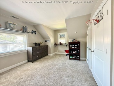 Move-in ready and offering exceptional flexibility, this Nitro - photo 30