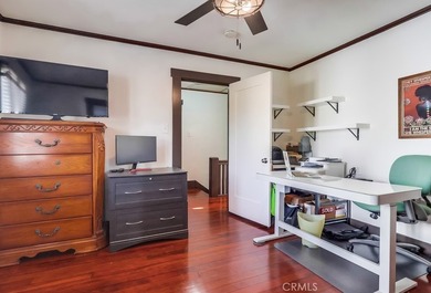 Located in the heart of Retro Row within the highly sought-after - photo 33