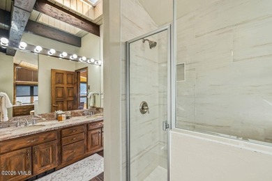 This extraordinary five-bedroom penthouse has remained quietly - photo 34