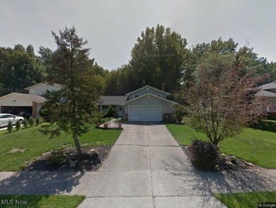 Lake Erie - Lake County Home Sale Pending in Eastlake Ohio