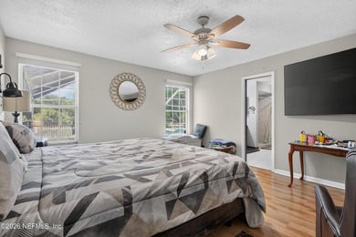 Water Front Resort Welcome to this 3-bedroom, 2-bathroom, 1 - photo 19