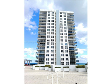 Amazing ocean view apartment 2-bedroom, 2-bathroom with