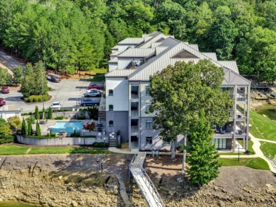 Welcome to your dream waterfront retreat on the serene shores of - photo 44