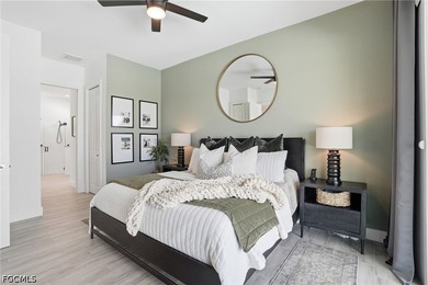 Welcome to this beautifully updated 4-bedroom + den, 3-bath pool - photo 11