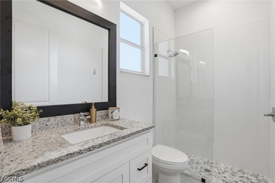 Welcome to this beautifully updated 4-bedroom + den, 3-bath pool - photo 17