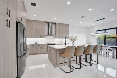 Honolulu model home where modern design meets everyday comfort - photo 17